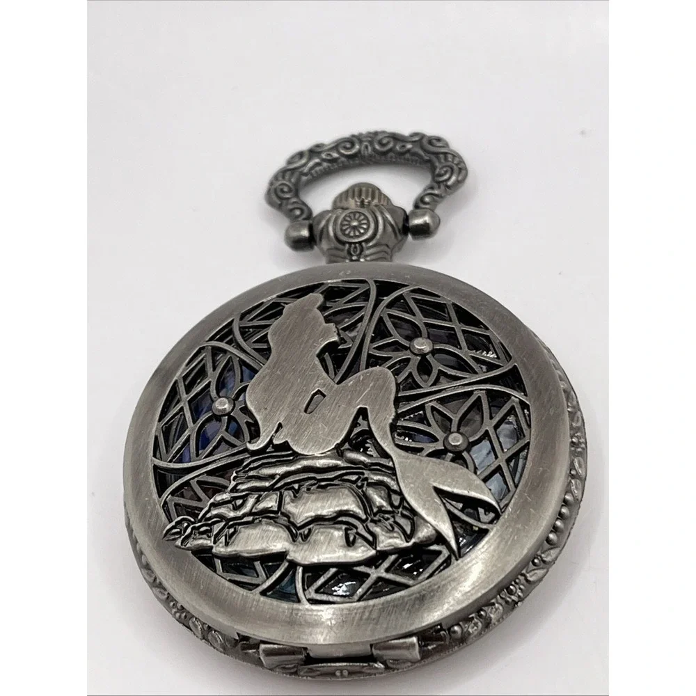 Disney The Little Mermaid Ariel and Eric Pocket Watch Pewter- New Battery - Picture 2 of 5
